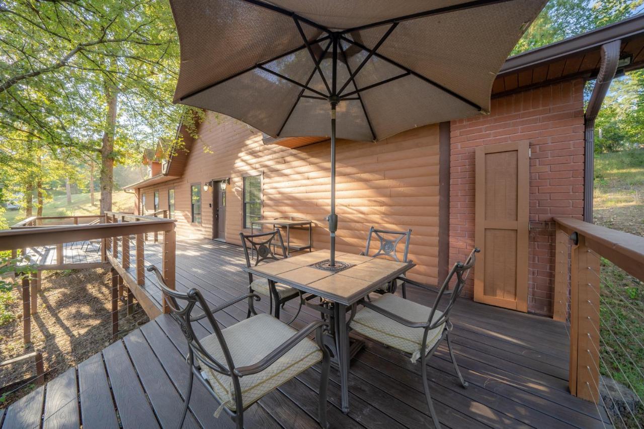 Luxury Rock Creek Cabin W Deck By Lake Hamilton ฮอตสปริงส์ ภายนอก รูปภาพ
